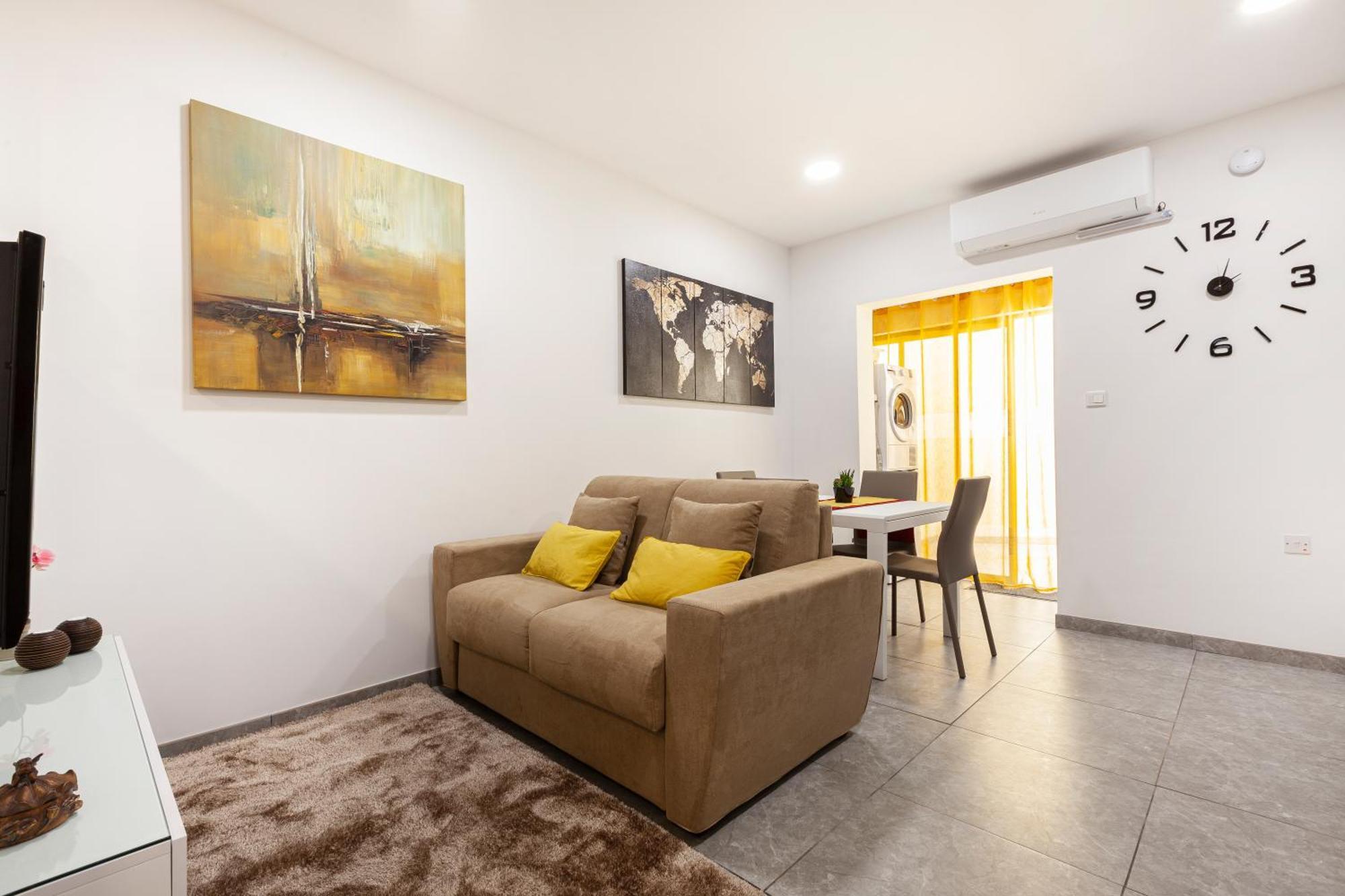 Modern & Lovely Studio - Prime Location Saint Julian's Eksteriør bilde